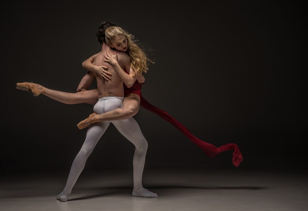 man, woman, dancers, ballerina, ballet, dancing, people, pair, ballet dancers, together, performance, dancers, ballerina, ballerina, ballerina, ballet, ballet, ballet, dancing, dancing, dancing, people, people, people, people, people, together, performance Inteligência Cinestésica Corporal